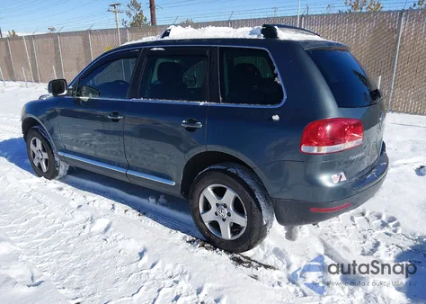 2005 Volkswagen Touareg V6 z USA, uszkodzony, nr VIN WVGZG77L45D026902